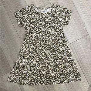 Old Navy Black and Cream A-Line Casual Dress